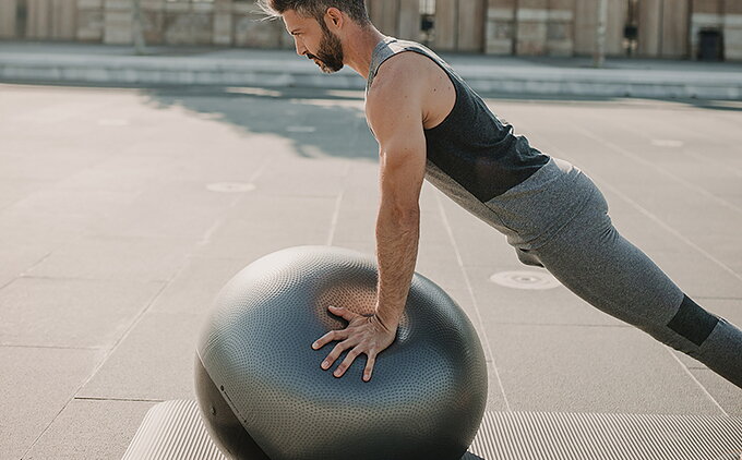 Especialista en Pilates con Fitball
