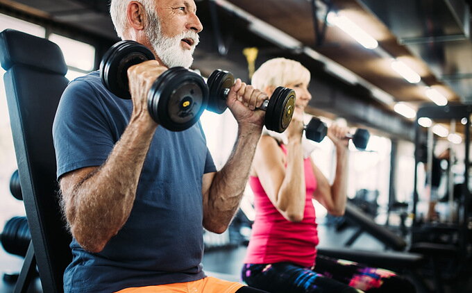 Entrenamiento de fuerza y longevidad. Relación y beneficios