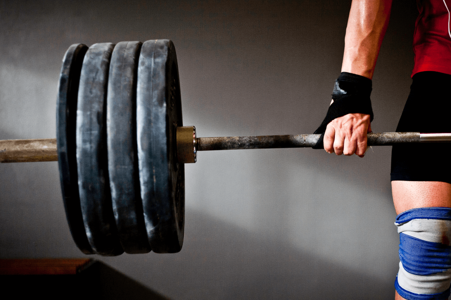 Especializarse en powerlifting y en levantamientos olímpicos