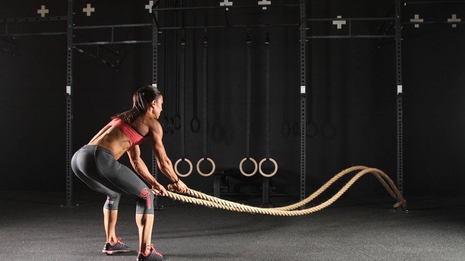 Cuerda de entrenamiento o battle rope