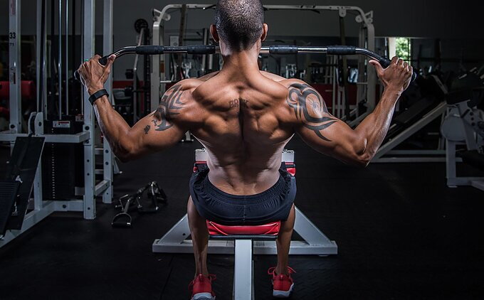 Mejores ejercicios para un dorsal ancho y espalda en V Mejores ejercicios para un dorsal ancho y espalda en V
