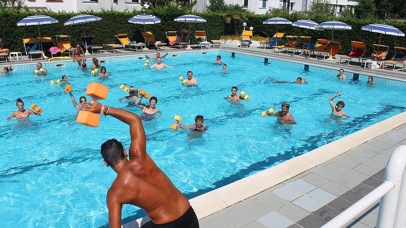 ¿Qué es el aquafitness y qué beneficios tiene?