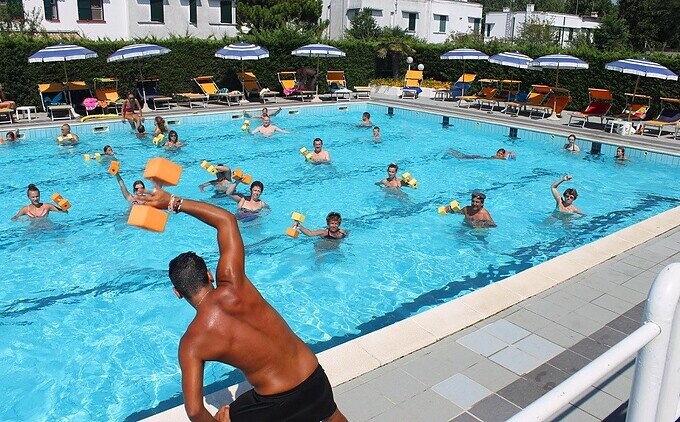 ¿Qué es el aquafitness y qué beneficios tiene?