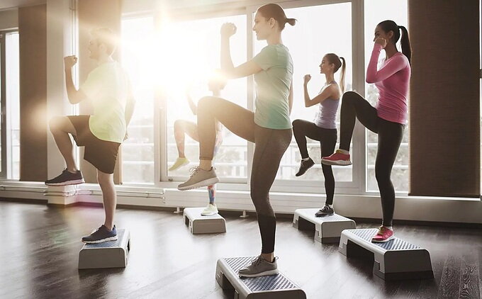 Step o cardio step. Beneficios de este ejercicio
